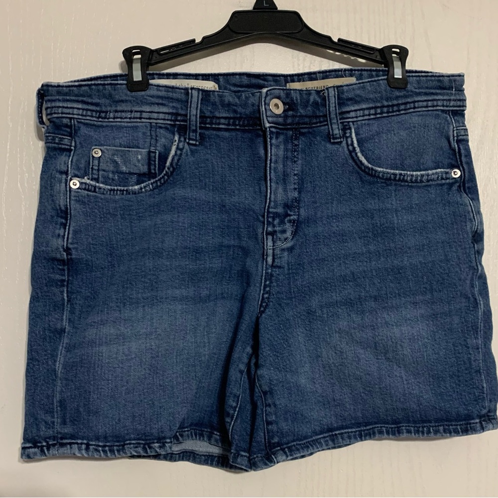 Anthropologie Pilcro and the Letterpress Slim Boyfriend Denim Jean Shorts